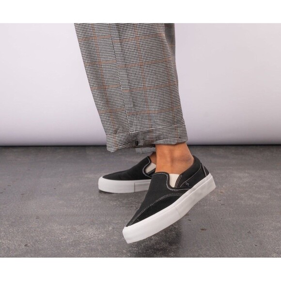 Clearweather Dodds Slip On Skate Shoes Black Canvas Suede Men’s 8.5 Women’s 10 main image 10